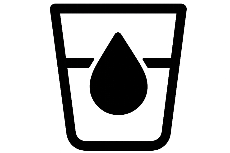 in piktogramm stil ein glas mit einem tropfen drin. der hintergrund muss transparent sein und die farbe des glases und des tropf schwarz